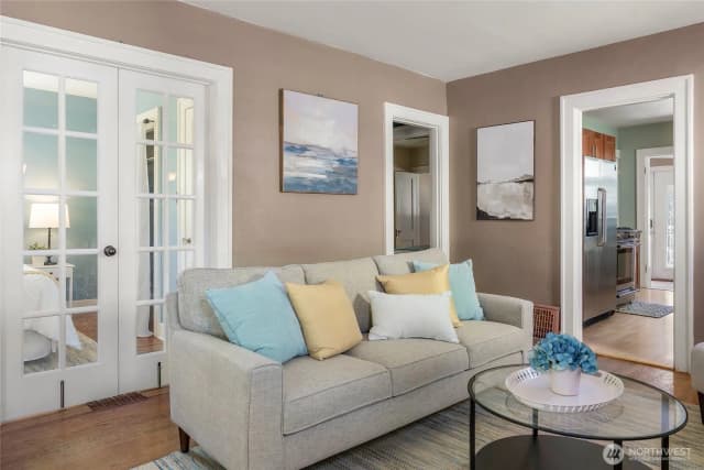 Property photo for 2823 Nw 73rd Street, Seattle photo 4