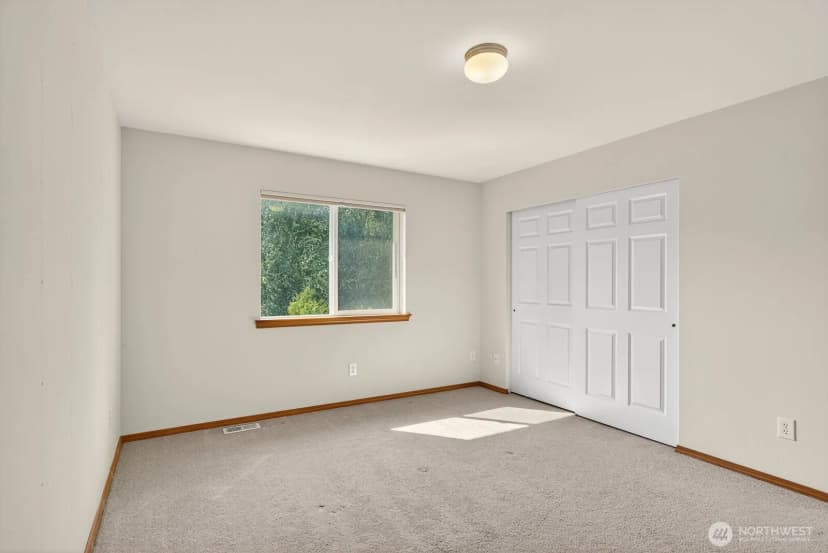 Property photo for 28302 70th Avenue Nw, Stanwood photo 24