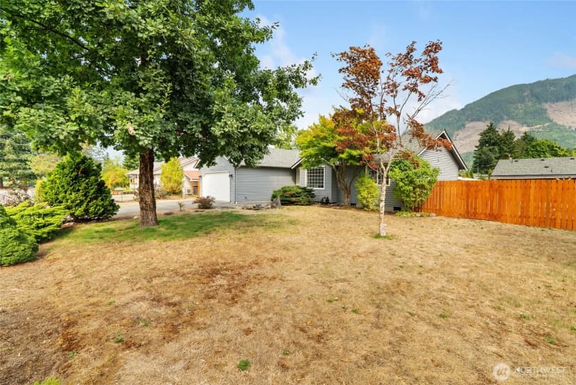 Property photo for 618 Tamara Lane, Darrington photo 21
