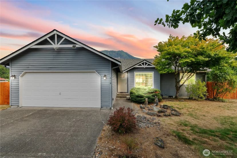Property photo for 618 Tamara Lane, Darrington photo 2
