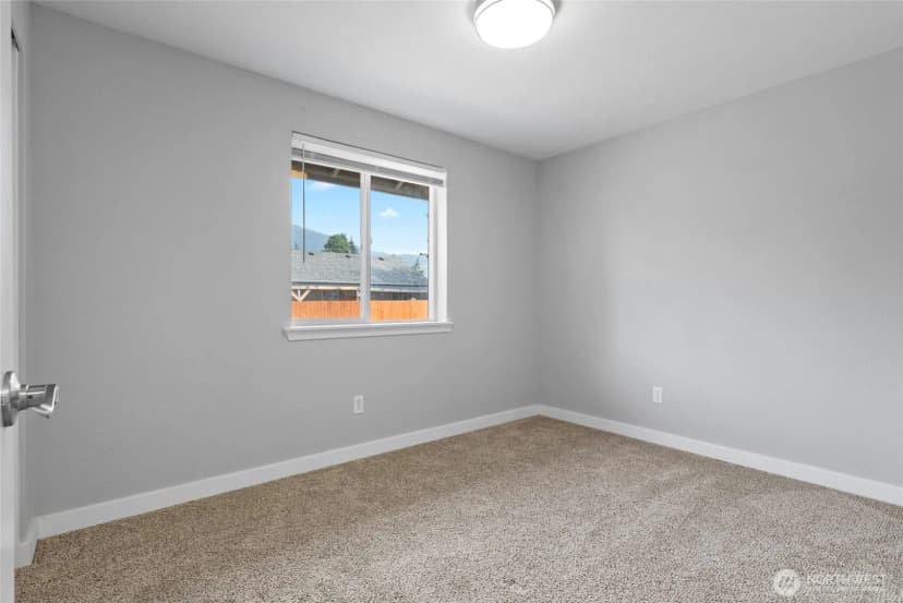 Property photo for 618 Tamara Lane, Darrington photo 15