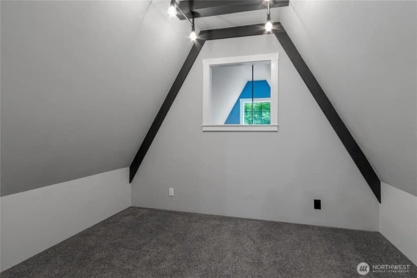 Property photo for 31025 186th Place Se, Kent photo 16