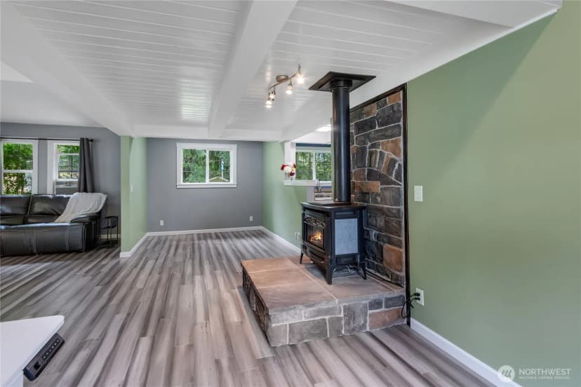 Property photo for 31025 186th Place Se, Kent photo 7