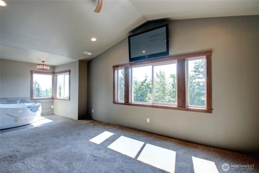 Property photo for 426 Longtime Lane, Sedro Woolley photo 20