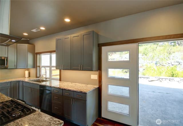 Property photo for 426 Longtime Lane, Sedro Woolley photo 5