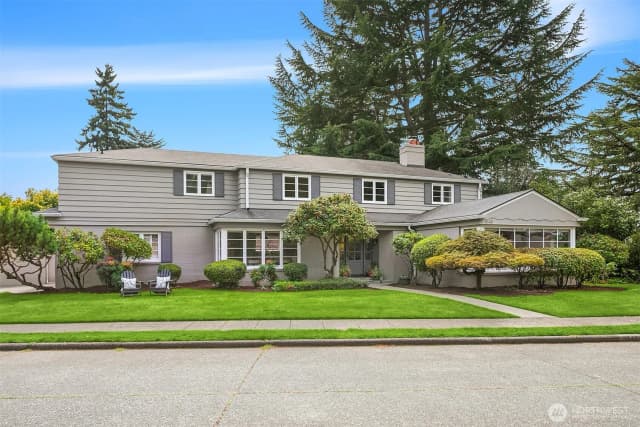 Property photo for 3545 W Laurelhurst Drive Ne, Seattle