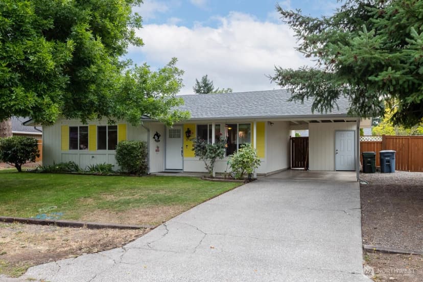 Property photo for 17505 5th Avenue Ct E, Spanaway photo 2