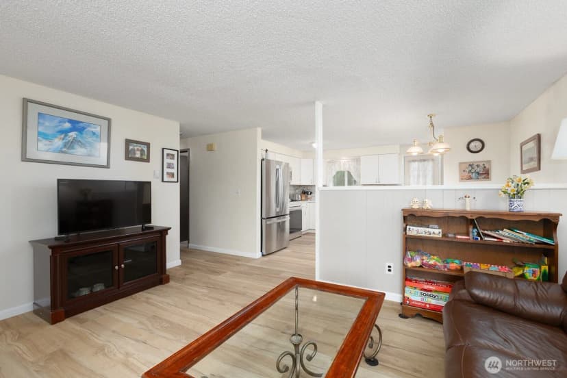 Property photo for 17505 5th Avenue Ct E, Spanaway photo 8