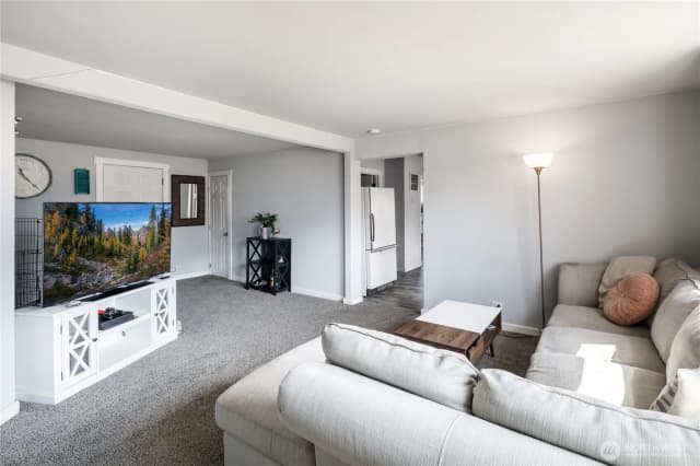 Property photo for 910 Sauk Avenue, Darrington photo 4