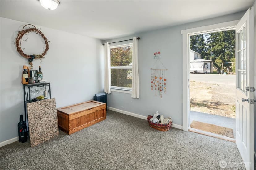 Property photo for 910 Sauk Avenue, Darrington photo 13