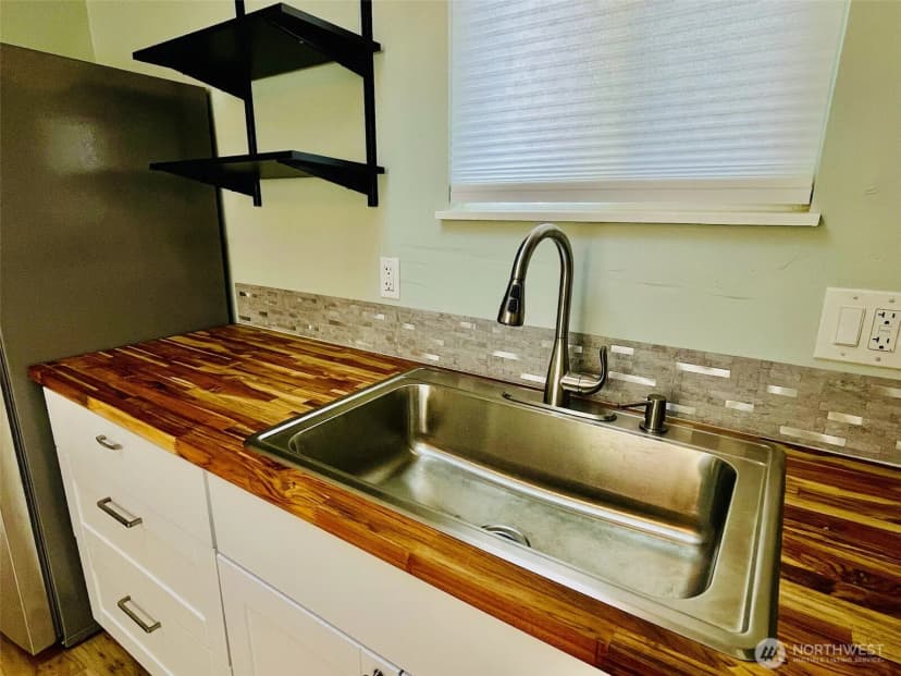 Property photo for 545 Hendricks Street #13, Port Townsend photo 9