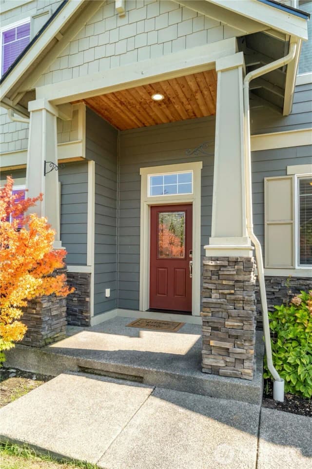 Property photo for 1421 Se 40th St, Puyallup photo 2