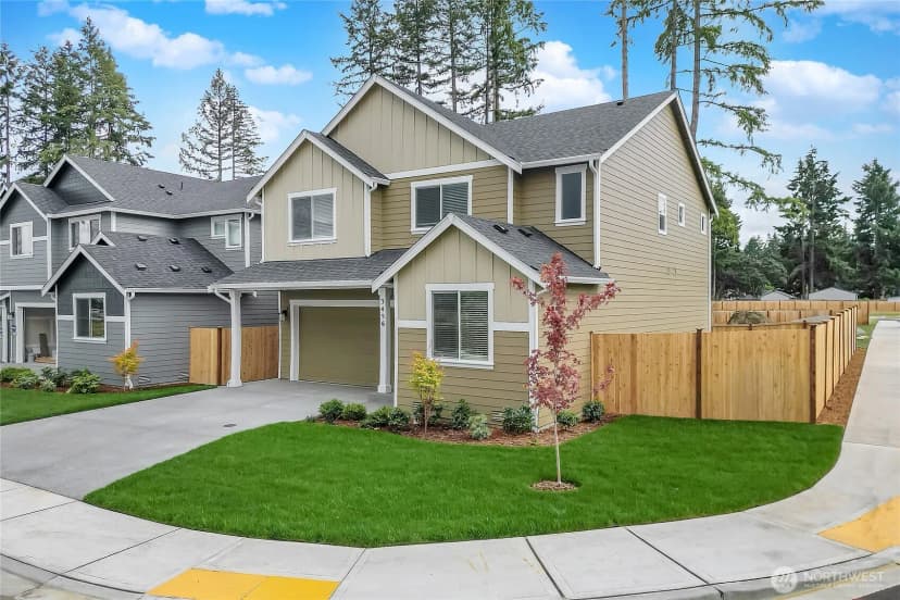 Property photo for 18305 37th Avenue E, Tacoma photo 3