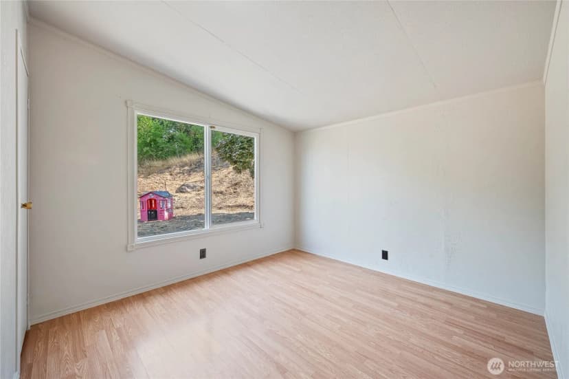 Property photo for 2152 Sunset Hwy, East Wenatchee photo 29