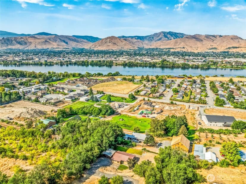 Property photo for 2152 Sunset Hwy, East Wenatchee photo 14