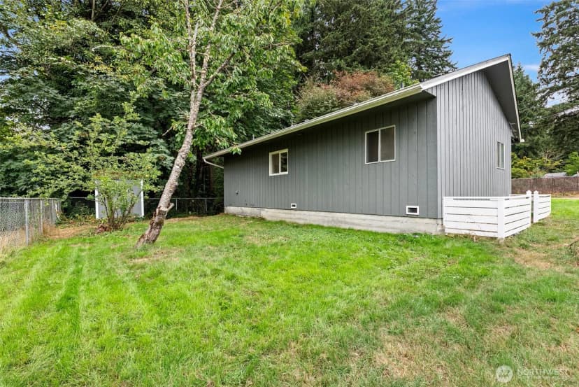 Property photo for 108 Kendall Street, Port Orchard photo 11