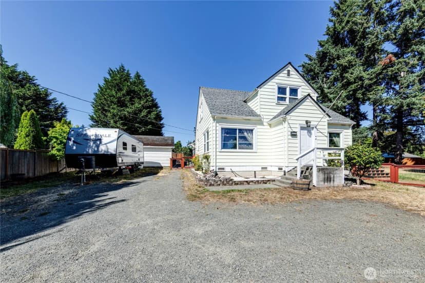 Property photo for 4208 C Street Ext, Port Angeles photo 2