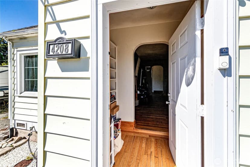 Property photo for 4208 C Street Ext, Port Angeles photo 5