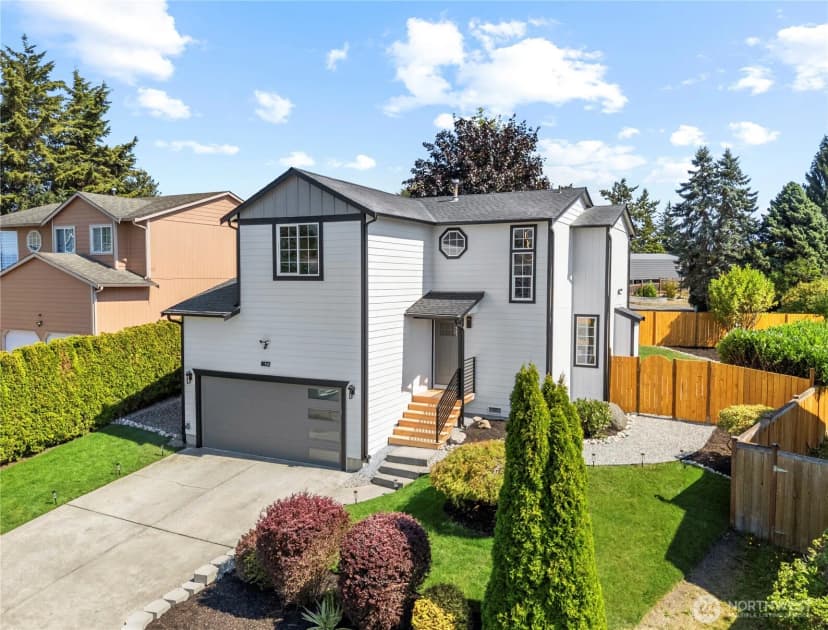 Property photo for 8622 12th Place Ne, Lake Stevens
