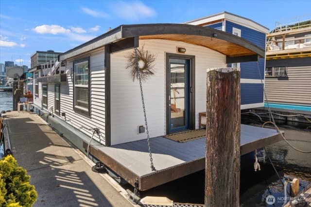 Property photo for 1900 Westlake Avenue N, Seattle