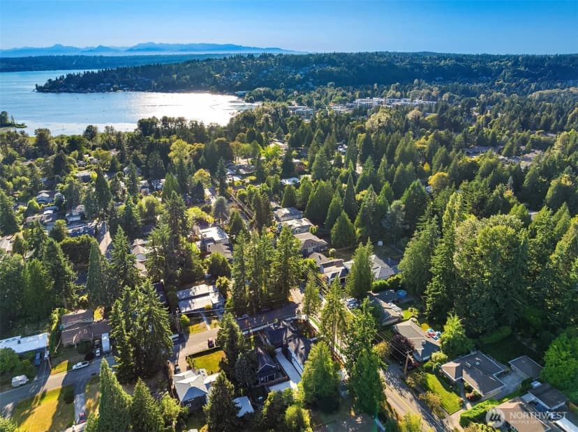 Property photo for 10511 Ne 112th Street, Kirkland photo 33