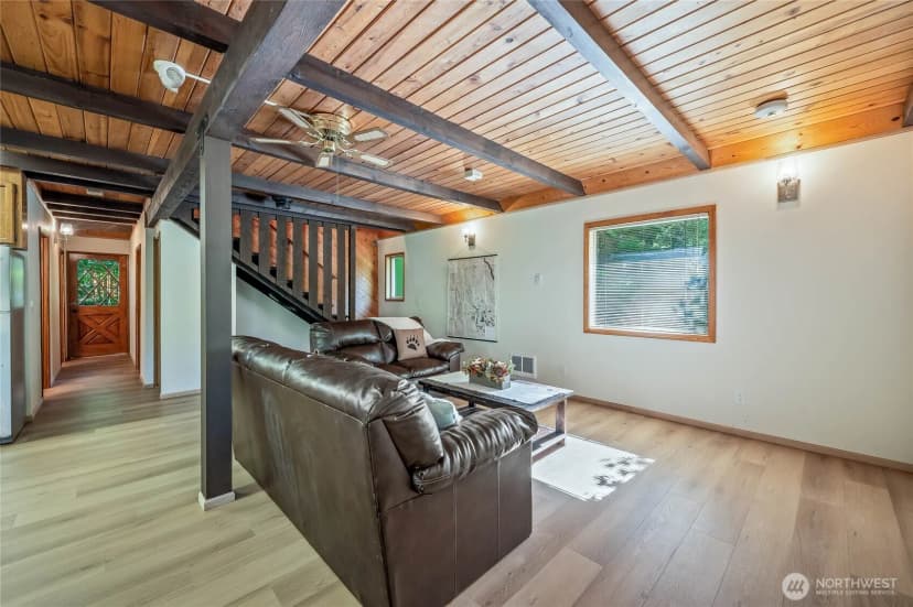 Property photo for 18635 Rieche Road, Leavenworth photo 9
