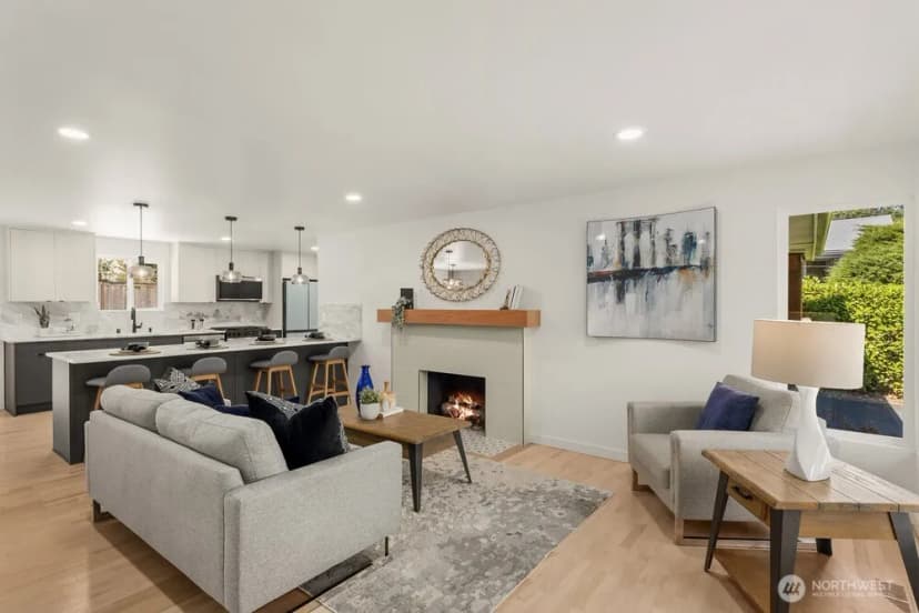 Property photo for 18733 50th Avenue Ne, Lake Forest Park photo 4