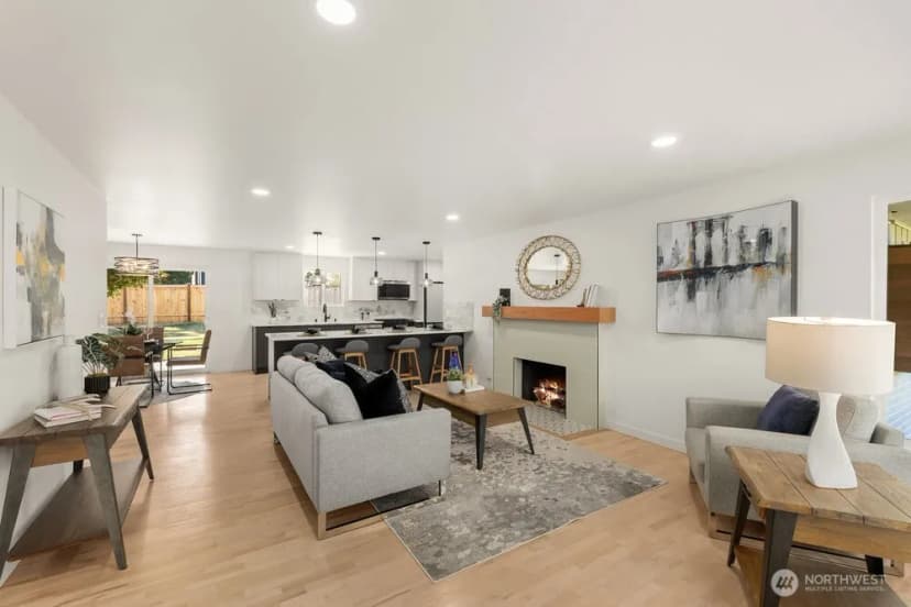Property photo for 18733 50th Avenue Ne, Lake Forest Park photo 3