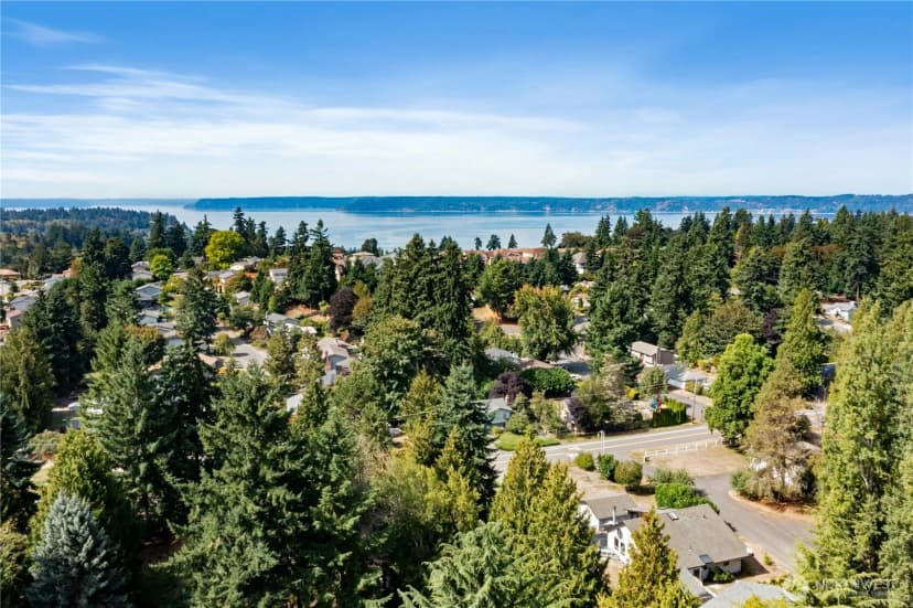 Property photo for 2022 Sw 306th Lane, Federal Way photo 38