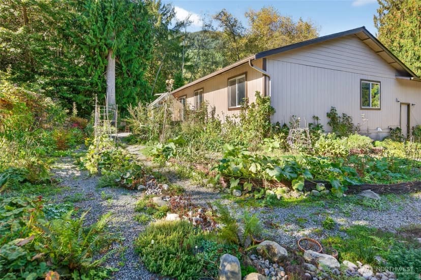 Property photo for 2967 Cedar Lane, Sedro Woolley photo 21