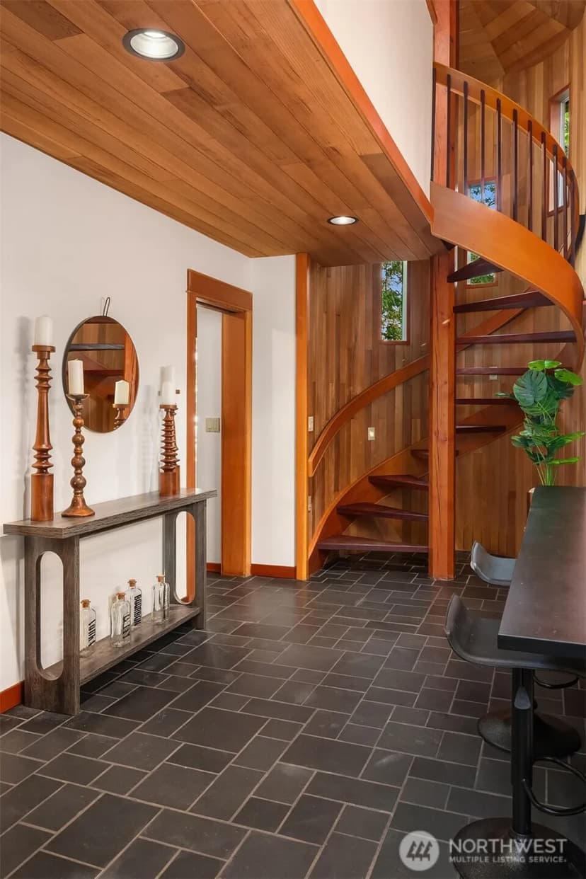 Property photo for 17804 Thorsen Road Sw, Vashon photo 19