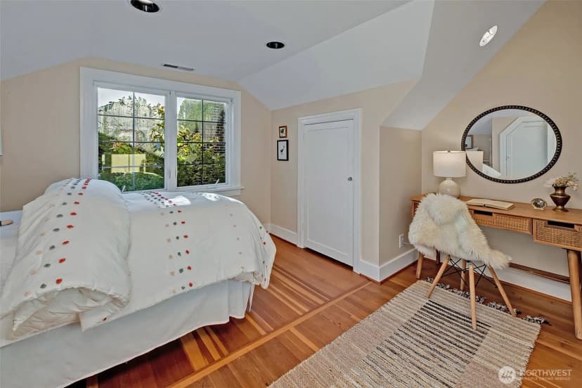 Property photo for 7344 Keen Way N, Seattle photo 17