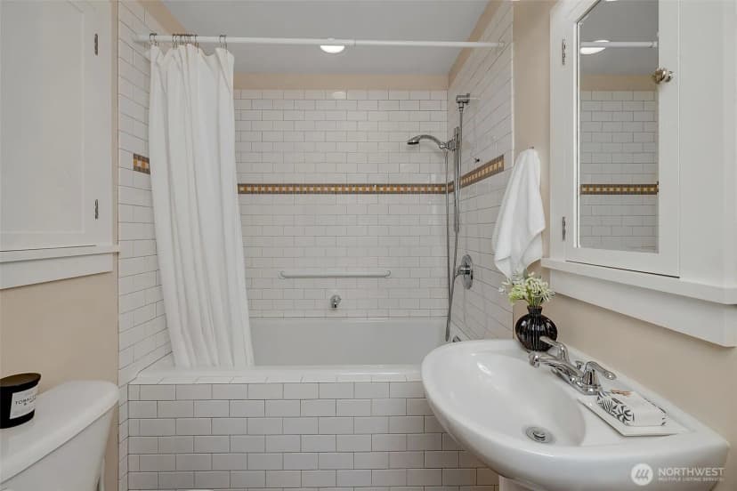 Property photo for 7344 Keen Way N, Seattle photo 25