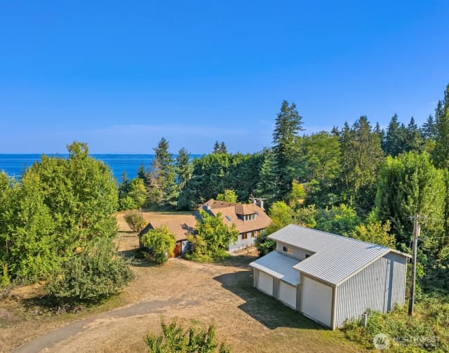 Property photo for 34258 Pilot Point Road Ne, Kingston photo 2