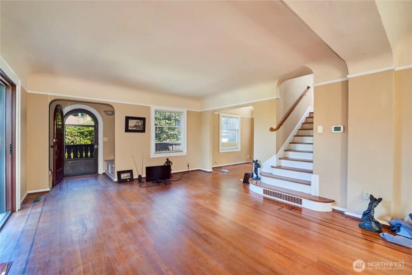 Property photo for 5610 Sw Teig Place, Seattle photo 15
