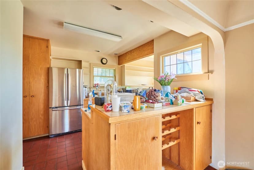 Property photo for 5610 Sw Teig Place, Seattle photo 11
