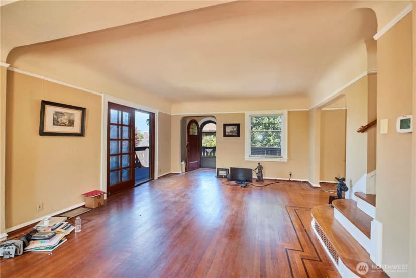 Property photo for 5610 Sw Teig Place, Seattle photo 7