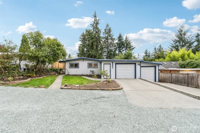 Property photo for 2531 Ne 204th Street, Shoreline photo 2