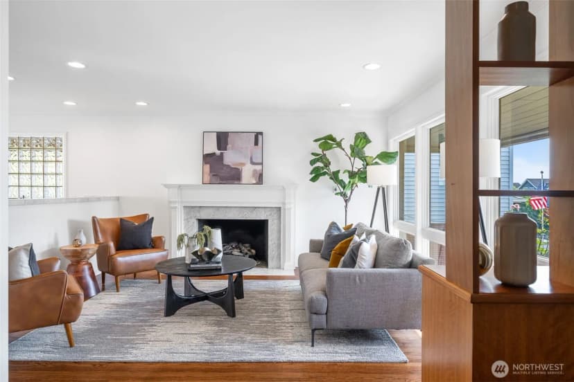 Property photo for 3232 43rd Avenue W, Seattle photo 5