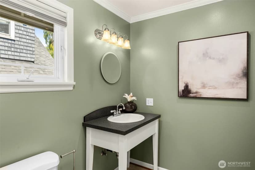 Property photo for 3222 39th Avenue Sw, Seattle photo 17