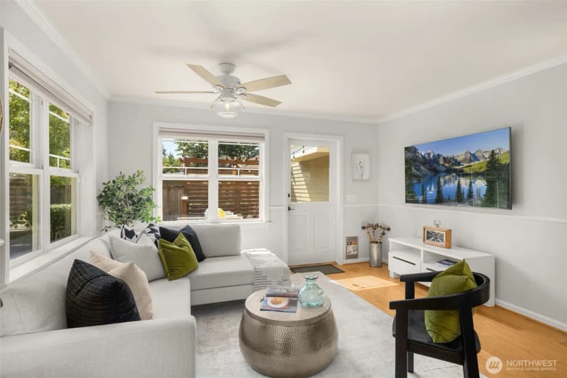 Property photo for 3222 39th Avenue Sw, Seattle photo 10