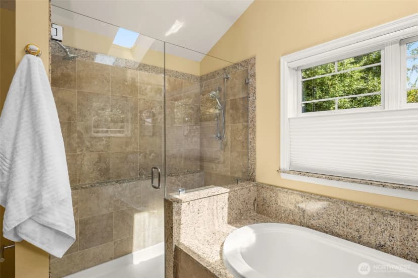 Property photo for 3222 39th Avenue Sw, Seattle photo 21