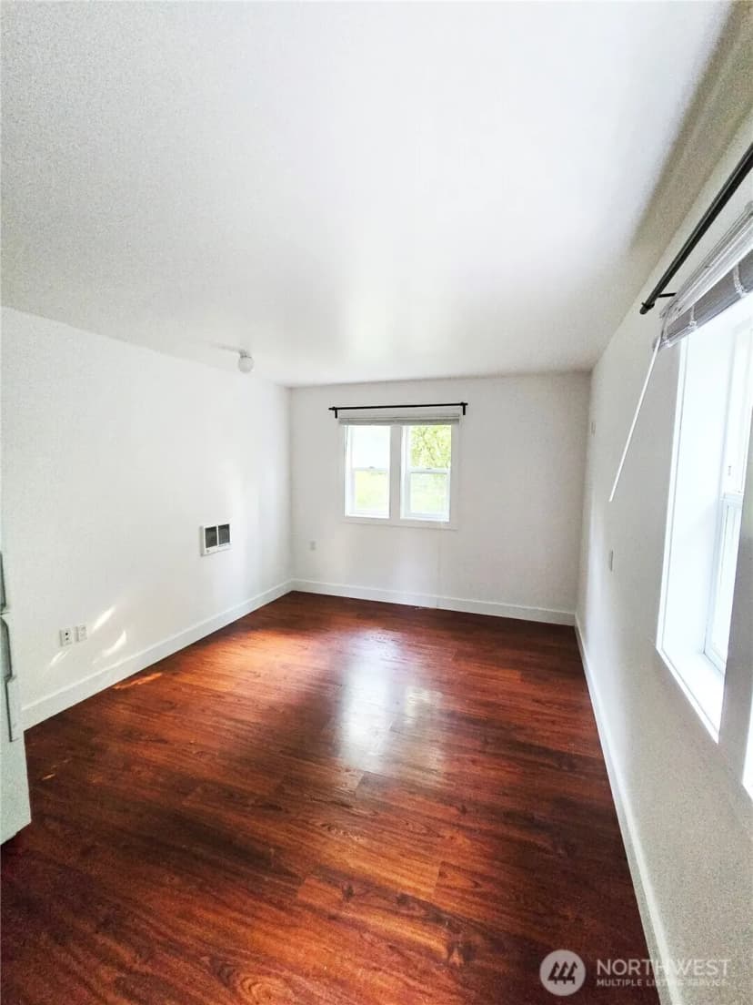 Property photo for 1212 S 3rd Street, Mount Vernon photo 22