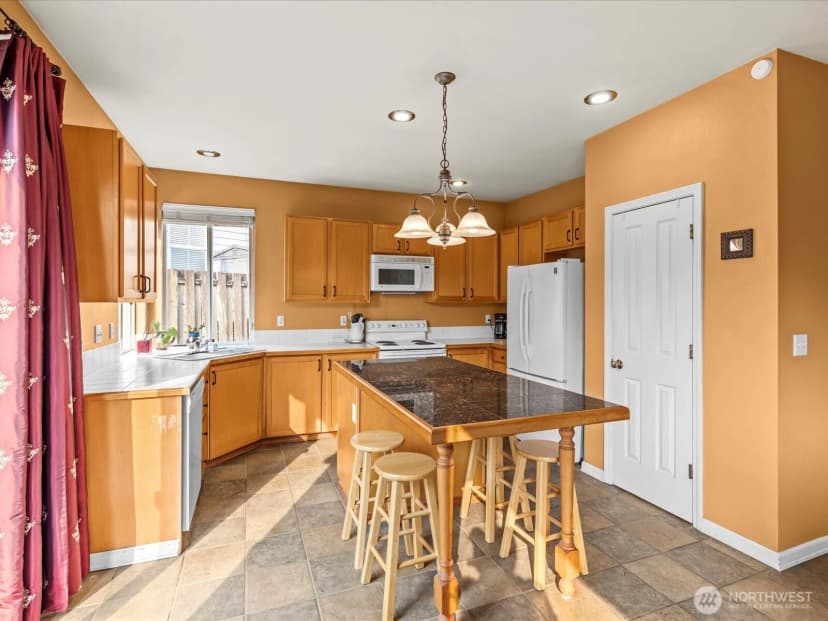 Property photo for 6516 128th Place Se, Snohomish photo 17