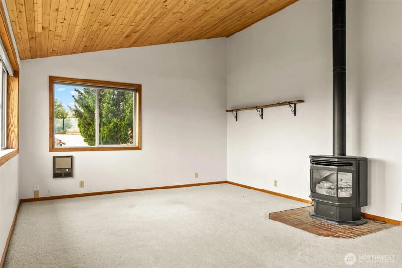 Property photo for 6 Patterson Lake Road, Winthrop photo 11