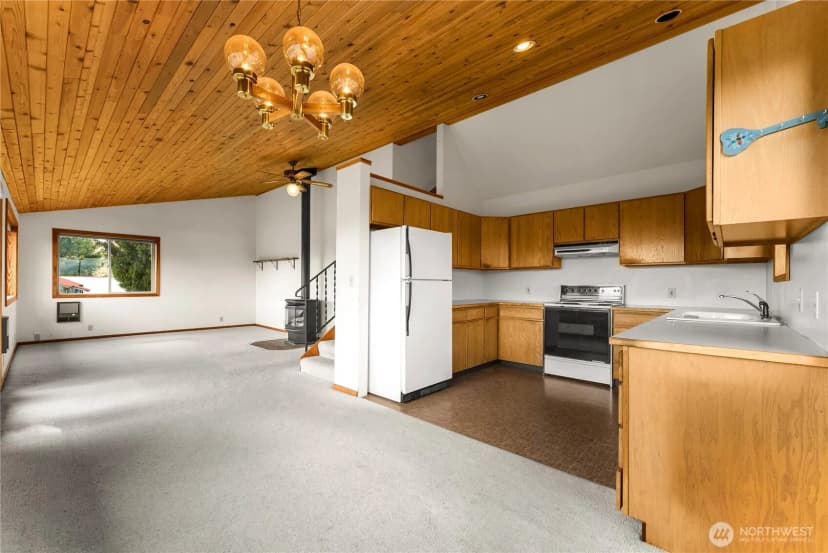 Property photo for 6 Patterson Lake Road, Winthrop photo 6