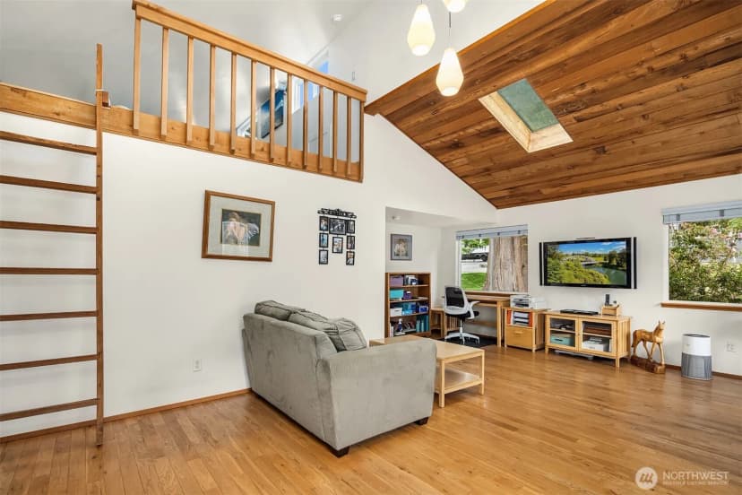Property photo for 17500 43rd Drive Nw, Stanwood photo 4