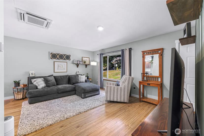 Property photo for 782 Sumerset Way, Sedro Woolley photo 5