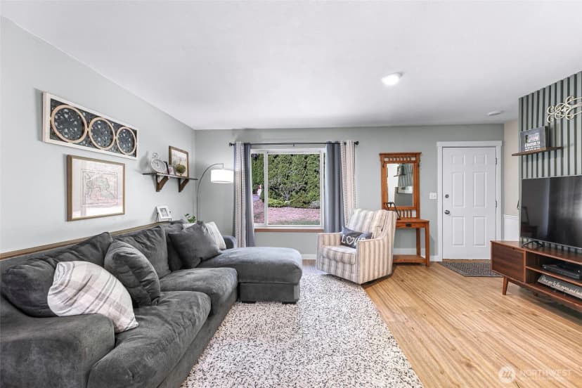 Property photo for 782 Sumerset Way, Sedro Woolley photo 6