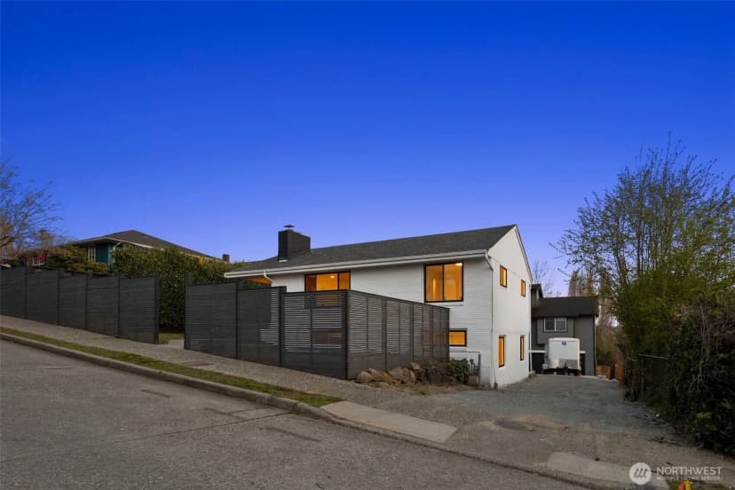 Property photo for 4839 S Holly Street, Seattle photo 31